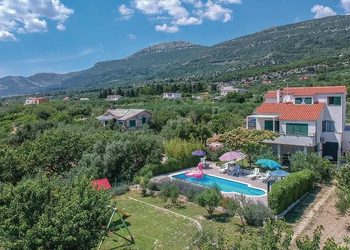 Lejlighed Four-bedroom Kastel Luksic With Sea View 06