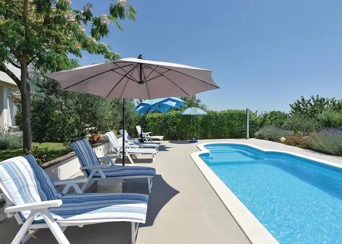 Lejlighed Four-bedroom Kastel Luksic With Sea View 06 *