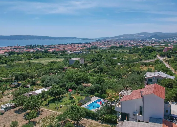 Lejlighed Four-bedroom Kastel Luksic With Sea View 06 Kaštela